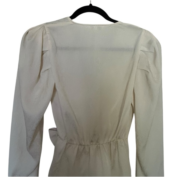 Express long sleeve bow blouse - Picture 4 of 6